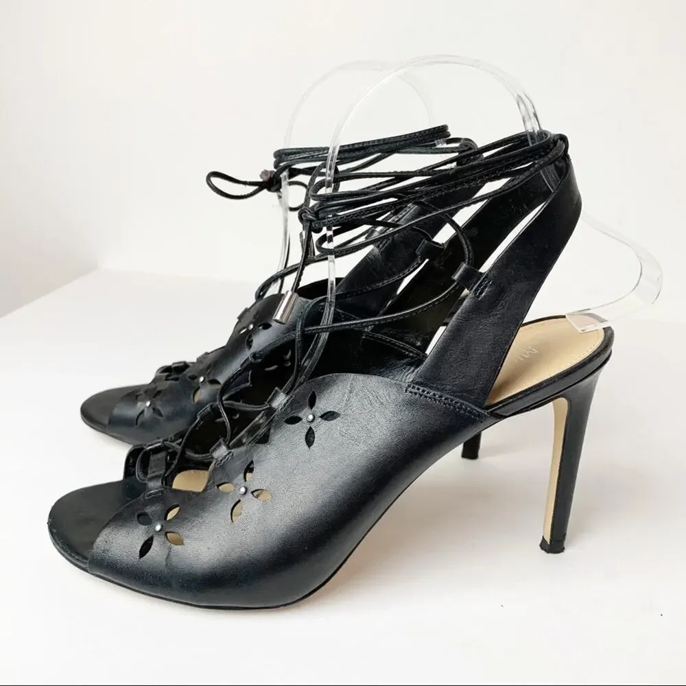 Michael Kors Tie Up Heels SZ 8.5